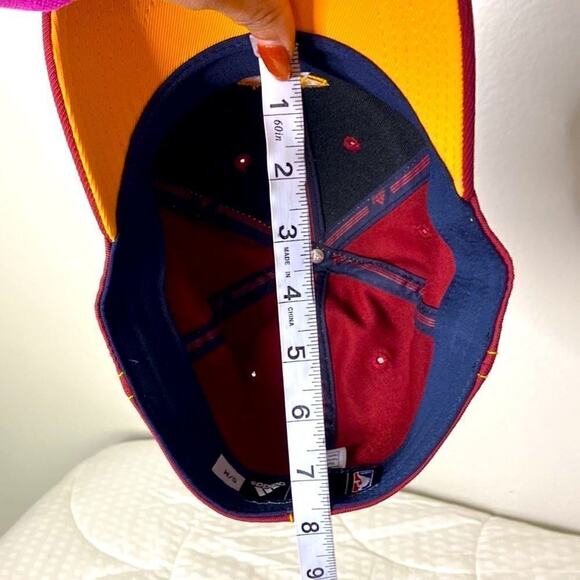 Cleveland Cavaliers Baseball Cap NBA Adidas Flexfit Hat S/M - Picture 7 of 10